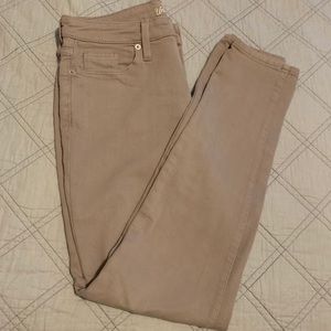 Women’s Jeans